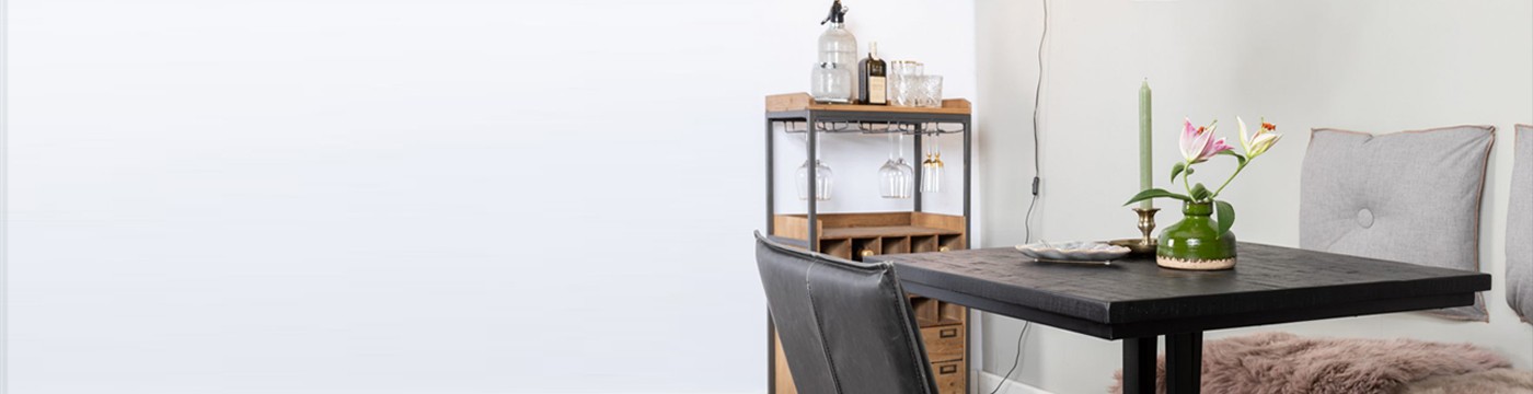 Vierkante eettafels
