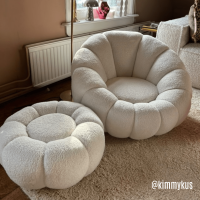 DS4U Olivia fauteuil teddy wit (incl. hocker) - Showroommodel
