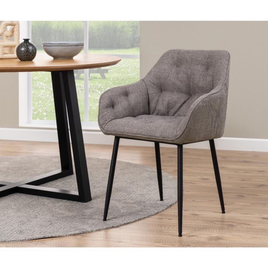 Kari armstoel | zwart metaal onderstel | stof Basel - lichtgrijs/bruin