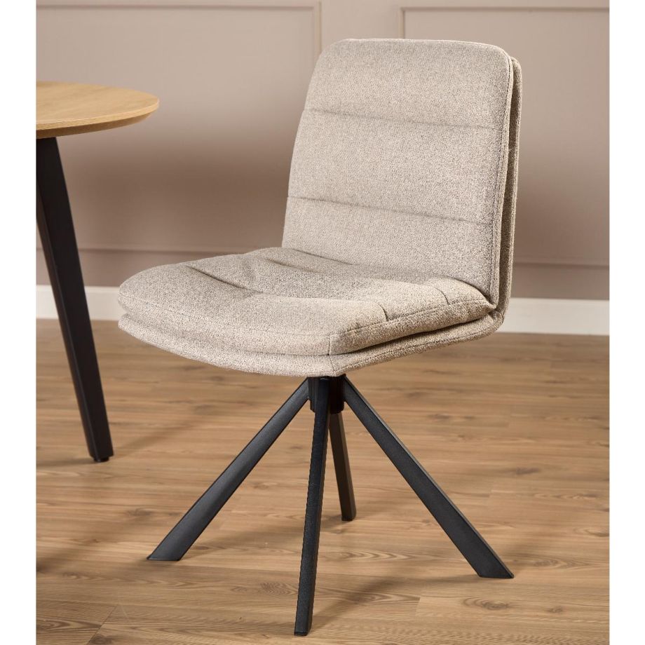 Nøra Olin draaistoel | zwart metaal onderstel | stof Alea - beige