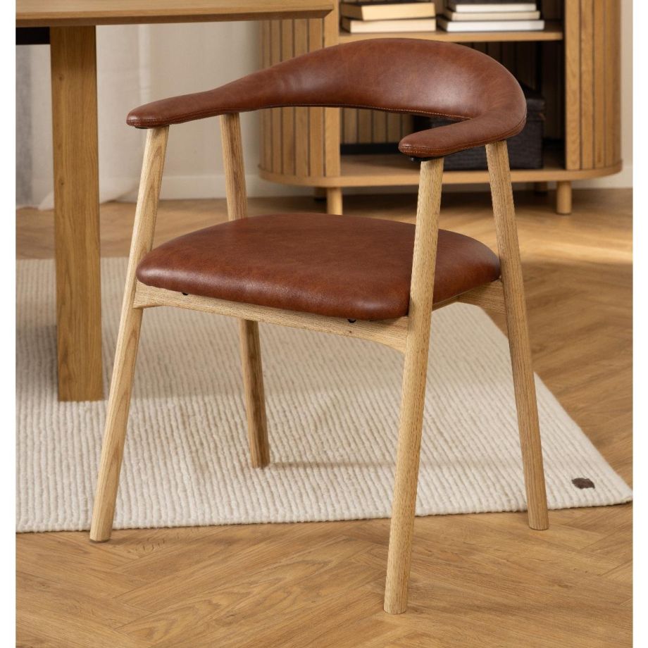 Lykke armstoel | naturel oak onderstel | PU retro - cognac