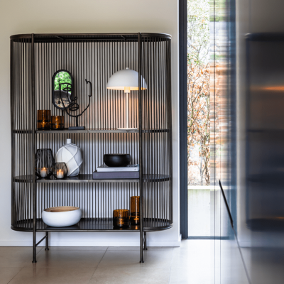 Yinthe kast open 119x40x161 cm zwart van het woonmerk Light&Living