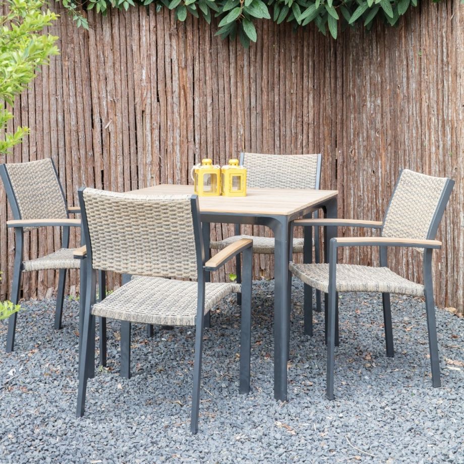 Arezzo tuinstoel wicker