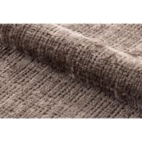 Nøra Pippa armstoel | zwart metaal onderstel | stof Juto - bruin