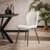 Varadero eetkamerstoel bouclé van het woonmerk Fraaai