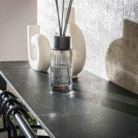 Fraaai Leonie kapstok roede 12 haaks - zwart bruin