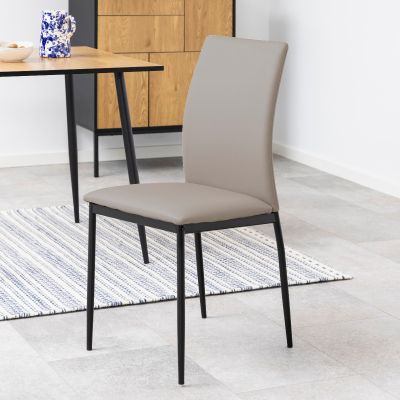 Nøra Seno eetkamerstoel | zwart metaal onderstel | PU leer